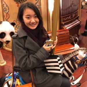 Meet your Posher, Christina